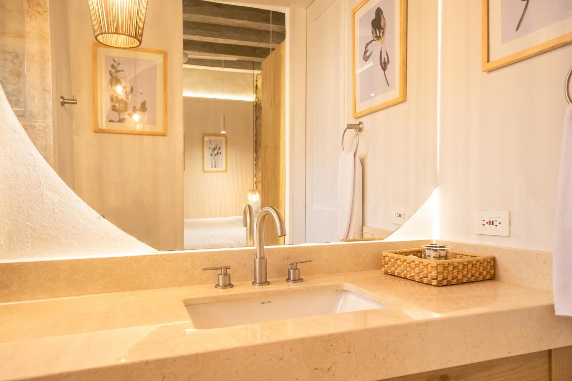 Hotel Casa La Mantilla By Faranda Boutique Картахена Экстерьер фото